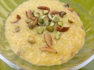 KHEER (ARROZ CON LECHE, RECETA DE INDIA) CON ALMENDRAS, PISTACHOS, CARDAMOMO Y AZAFRAN