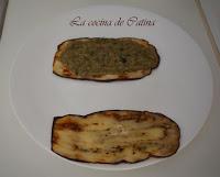Rollitos de berenjena con tapenade y queso fresco Rollitos de berenjena con tapenade y queso fresco