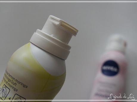 NIVEA, geles mousse limón y frambuesa. NIVEA, geles mousse limón y frambuesa.