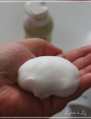 NIVEA, geles mousse limón y frambuesa. NIVEA, geles mousse limón y frambuesa.