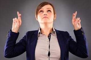 Pensamiento mágico o apofenia Pensamiento mágico o apofenia