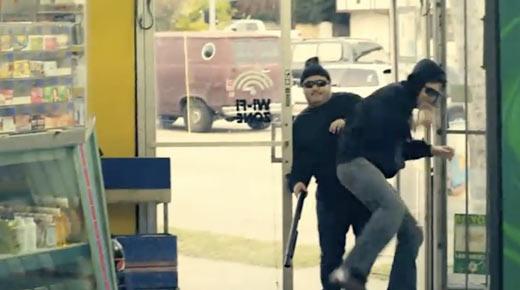 ¿Quién te librará de los ladrones? Vídeo interactivo de Samsung ¿Quién te librará de los ladrones? Vídeo interactivo de Samsung