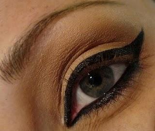 PASO A PASO EYELINER EYEKO PASO A PASO EYELINER EYEKO