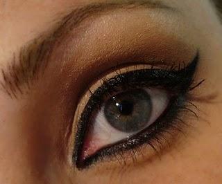 PASO A PASO EYELINER EYEKO PASO A PASO EYELINER EYEKO