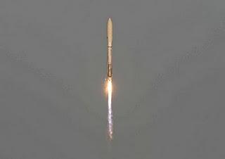 Despega el segundo mini transbordador X-37B Fotografía del cohete Atlas V que llevó el segundo X-37B hasta órbita