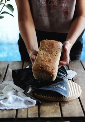 Pan de molde casero de semillas