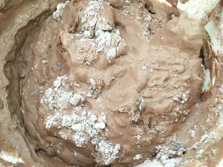 Bizcocho de helado de chocolate – 3 ingredientes (Ice Cream Bread)