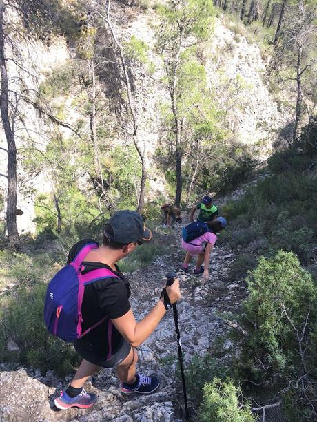 senderismo, haz deporte, trekking, salida en familia, salida al campo, Els canalons, racó de sant bonaventrua, alcoy, salt, via verde, puente de las 7 lunas, barrio de batoy, casas del salt, río polop, paso de la muerte, 