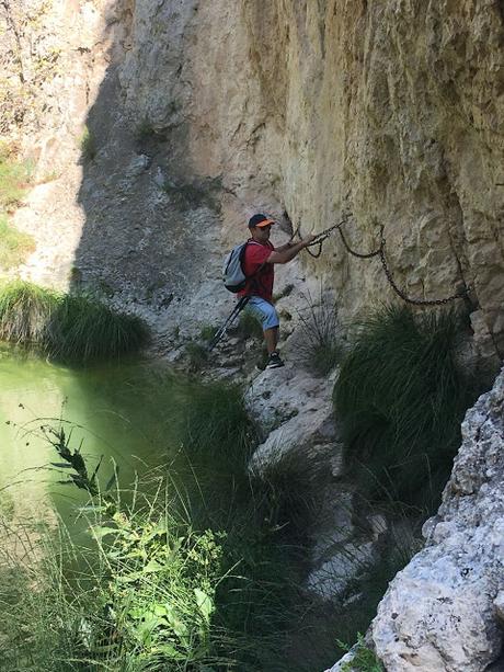 senderismo, haz deporte, trekking, salida en familia, salida al campo, Els canalons, racó de sant bonaventrua, alcoy, salt, via verde, puente de las 7 lunas, barrio de batoy, casas del salt, río polop, paso de la muerte, 