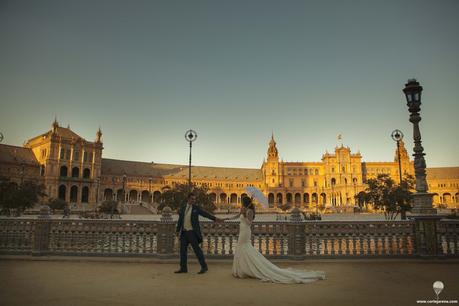 Una hora con Estela y Jose paseando por La Plaza de España de Sevilla