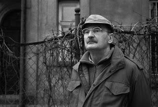 REVOLUCIÓN Slawomir Mrozek (Polonia, 1930-2013)
