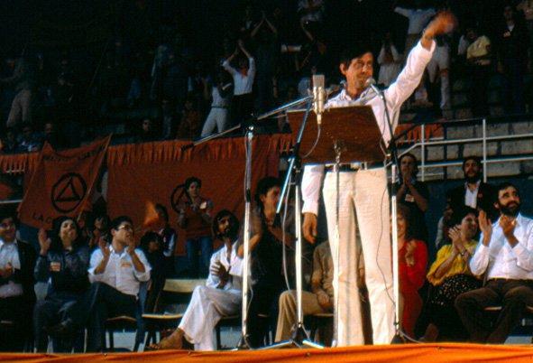 Todo acto moral termina en otros y no en uno mismo. SILO 1981 Todo acto moral termina en otros y no en uno mismo. SILO 1981