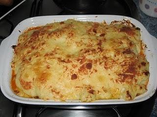 Coliflor gratinada con salsa de tomate casera y bechamel Coliflor gratinada con salsa de tomate casera y bechamel