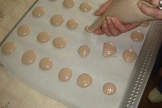 LOS MACARONS LOS MACARONS