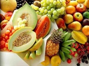 frutas La frutas muy sanas, si, pero cuidado, tienen gran cantidad de azúcares simples elevando la glucosa en sangre rápidamente.