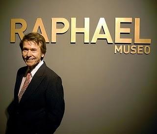 Raphael inaugura un museo dedicado a su persona