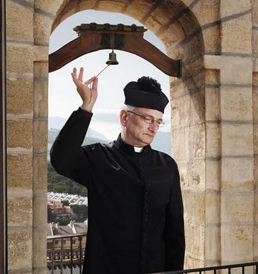 No hay que llegar tarde a una reunión No hay que llegar tarde a una reunión