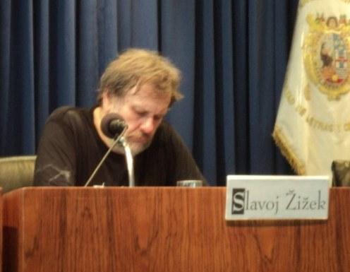 198508_10150106758241924_528191923_7083392_7291737_n Slavoj Zizek en Lima: “Dios y la política” (I)