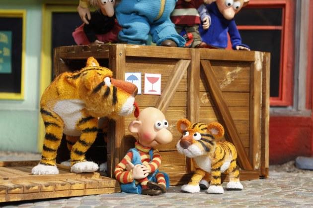 Tigre_et_les_animaux_004 El tigre y los animales del bosque, Letonia (2010)