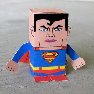 muñeco recortable superman