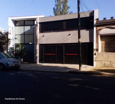 Casa Contemporánea de barrio Casa Contemporánea de barrio