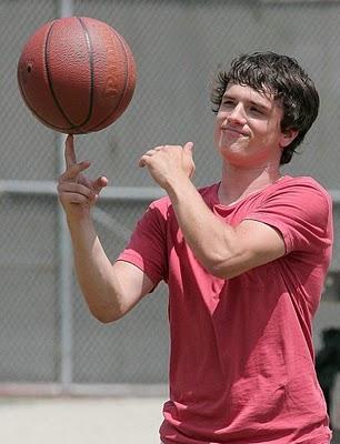 Beautiful Wonder Boys: Josh Hutcherson