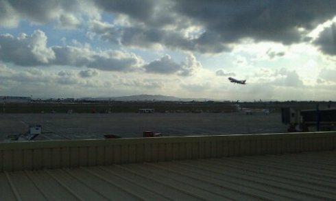 Crónica de un avión retrasado image