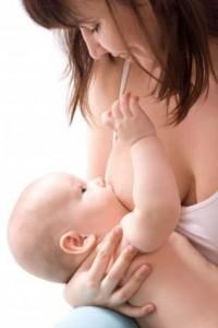 ¿Se debe prolongar la lactancia materna más de 6 meses?