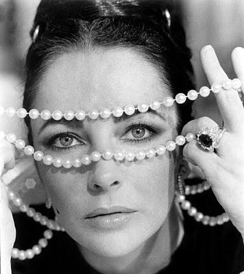 ELIZABETH TAYLOR: AMOR, CINE Y JOYAS