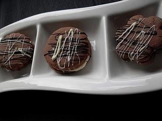 ALFAJORES DE CHOCOLATE ALFAJORES DE CHOCOLATE