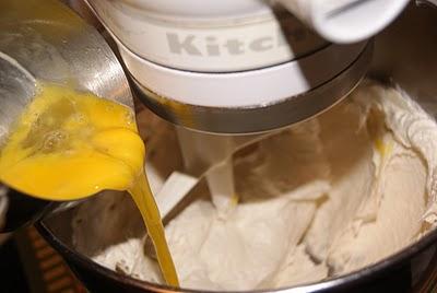 Torta del Diablo rella de un Mouse de Chocolate y Dulce de Leche (Devil's Food Cake) Torta del Diablo rella de un Mouse de Chocolate y Dulce de Leche (Devil's Food Cake)