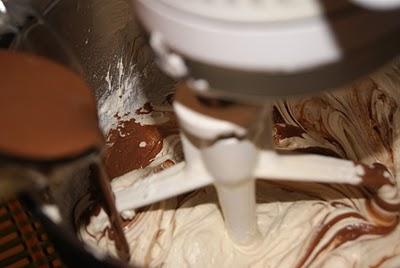 Torta del Diablo rella de un Mouse de Chocolate y Dulce de Leche (Devil's Food Cake) Torta del Diablo rella de un Mouse de Chocolate y Dulce de Leche (Devil's Food Cake)