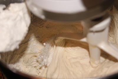 Torta del Diablo rella de un Mouse de Chocolate y Dulce de Leche (Devil's Food Cake) Torta del Diablo rella de un Mouse de Chocolate y Dulce de Leche (Devil's Food Cake)