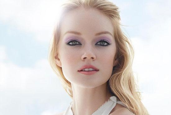 Modelo neo pastels de Clarins Modelo neo pastels de Clarins