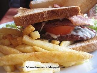 HAMBURGUESA ATRAPADA HAMBURGUESA ATRAPADA