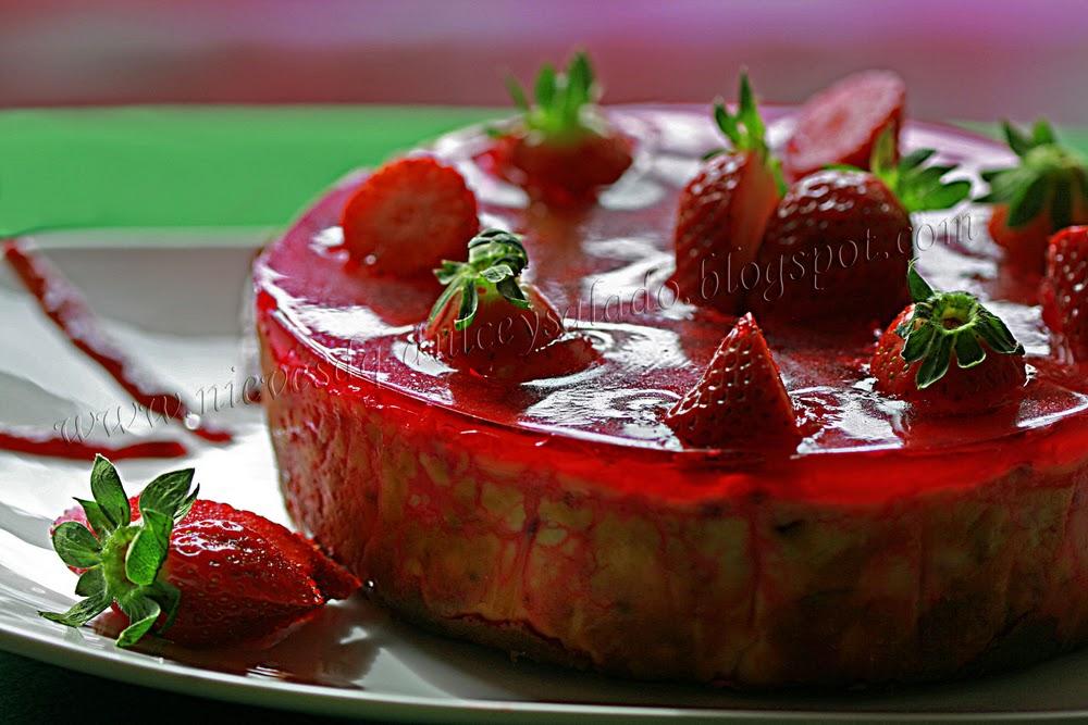 TARTA DE QUESO Y FRESAS EN OLLA PROGRAMABLE TARTA DE QUESO Y FRESAS EN OLLA PROGRAMABLE