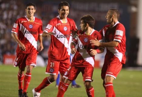 Niell Argentinos, el único invicto del torneo