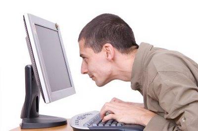 Empleados que chatean y navegan son más rentables y productivos Empleados que chatean y navegan son más rentables y productivos