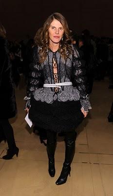 Anna Dello Russo utiliza un apartamento exclusivamente para guardar su ropa Anna Dello Russo utiliza un apartamento exclusivamente para guardar su ropa