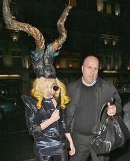 Los indescriptibles tocados de Lady Gaga
