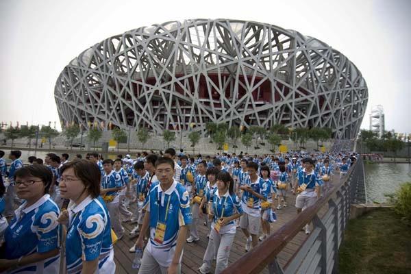 NidodePajaro_1016348 ¡Libertad YA para Ai Weiwei! “La Policía china detiene al diseñador del estadio olímpico de Pekín” – ABC.es