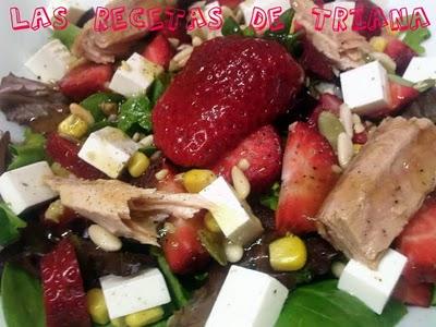 Brotes tiernos, fresones y melva con vinagreta de miel Brotes tiernos, fresones y melva con vinagreta de miel