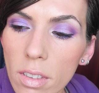 Una tendencia que me daba miedo...malva en los ojos. Una tendencia que me daba miedo...malva en los ojos.