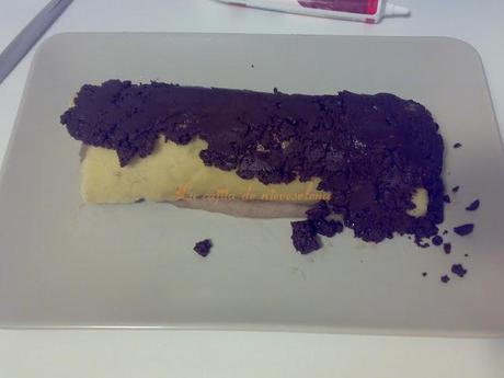 Brazo de gitano de chocolate con relleno de castañas Brazo de gitano de chocolate con relleno de castañas