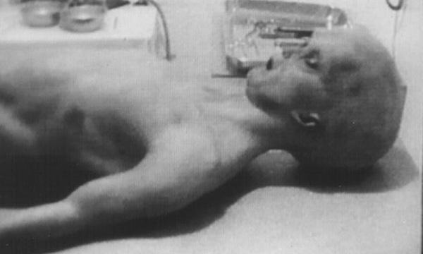 El FBI confirma que tres ovnis tripulados se estrellaron en Roswell