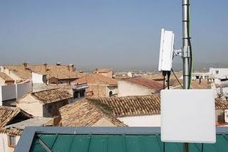 La administración electrónica llega a Huétor Vega con la Red Wimax La administración electrónica llega a Huétor Vega con la Red Wimax