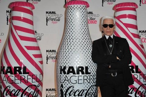 Karl Lagerferld diseña para Coca Cola