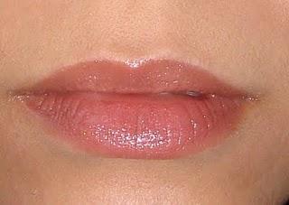 Una historia y un look. Una historia y un look.