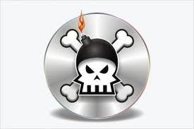 Piratería ¿Un mal necesario? Piratería ¿Un mal necesario?