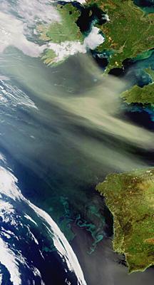 Imagen satélite: Nube de polvo del Sáhara sobre el Atlántico